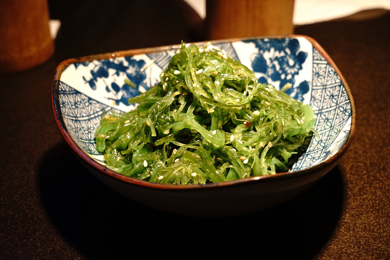 最新創(chuàng)意涼菜盤飾圖片，引領(lǐng)美食藝術(shù)新潮的靈感之源